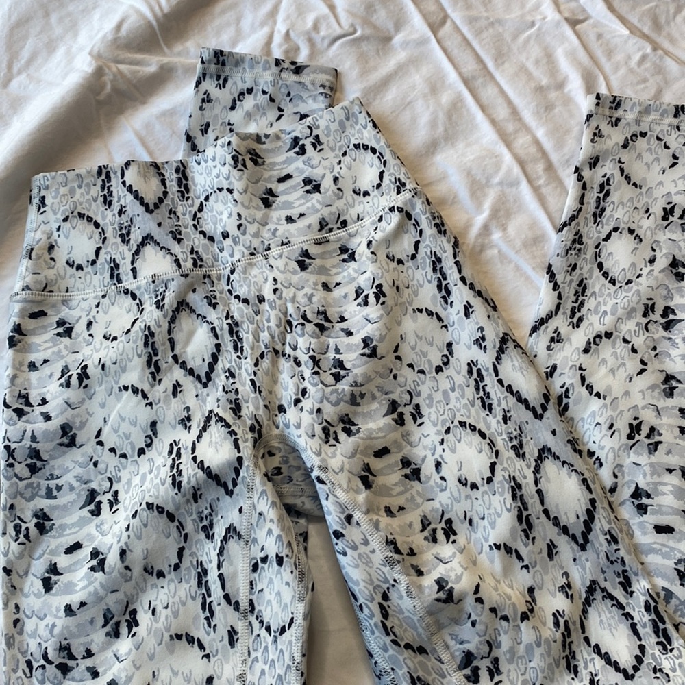 Til You Collapse leggings
